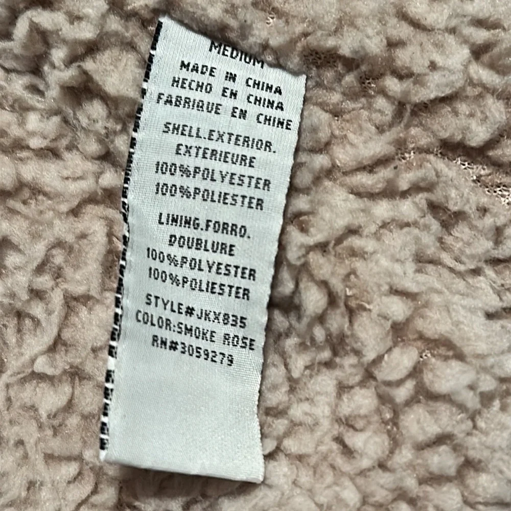 Thread + Supply Faux Sherpa Zip Up Vest Size M